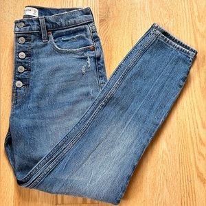 ABERCROMBIE SKINNY HIGH RISE JEANS